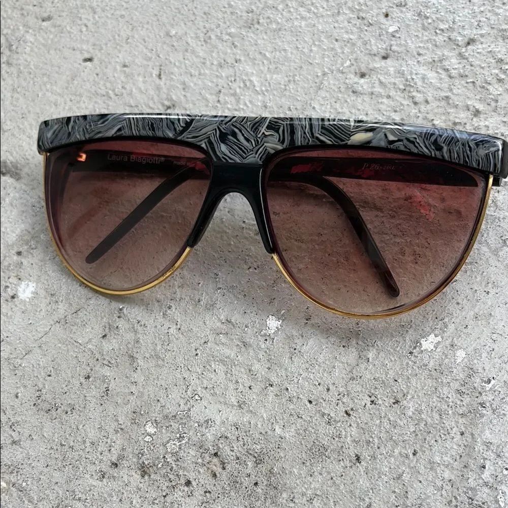 Vintage Laura Biagiotti sunglasses